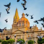 Ein Regierungsgebäude als Symbol für Steuern in Mexiko