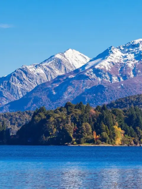 Ein Natursee als Symbol für Leben in Argentinien