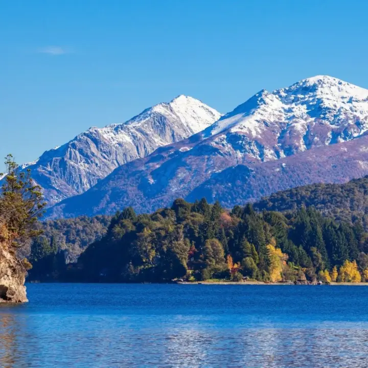 Ein Natursee als Symbol für Leben in Argentinien