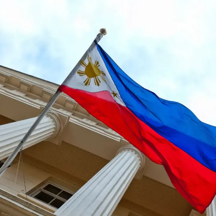 Eine Flagge als Symbol für Krankenversicherung auf den Philippinen