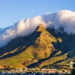 Table Mountain als Symbol für Krankenversicherung in Südafrika