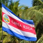Eine Flagge als Symbol für Steuern in Costa Rica