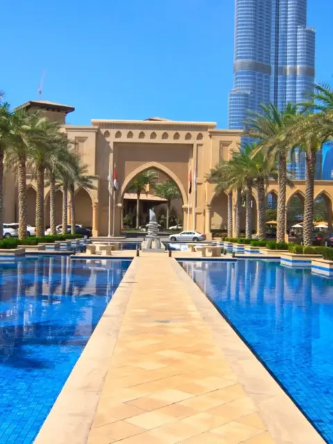 Ein Steg als Symbol für Krankenversicherung in Dubai