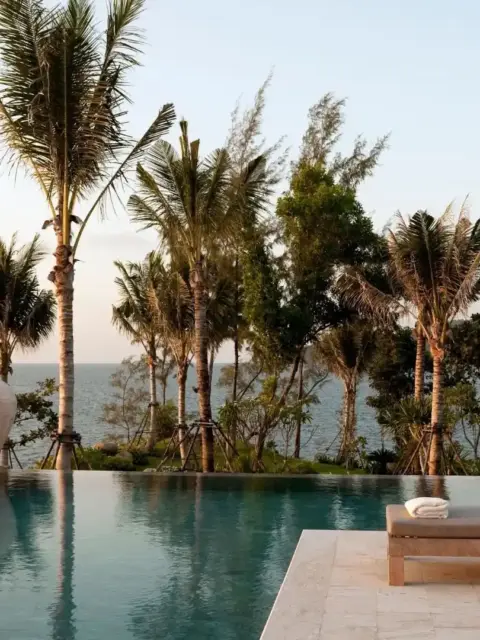 Eine Terasse als Symbol für Unterschiede Wohnsitze